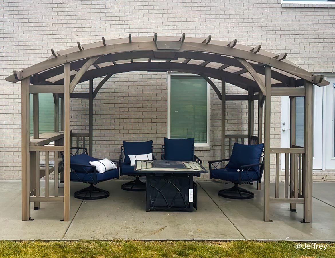 How to Prevent a Pergola from Wobbling in the Wind