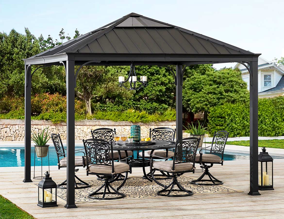 Metacosmic Courtyard? AR Software Simulates the Effect of Pavilion Construction