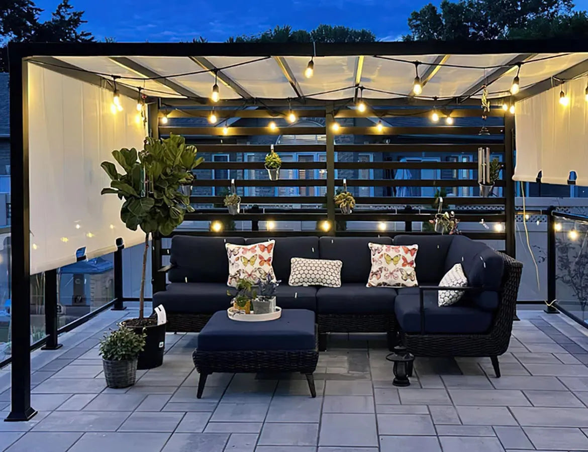 Winter Glow: How to Design Peaceful Outdoor Spaces for Christmas Nights