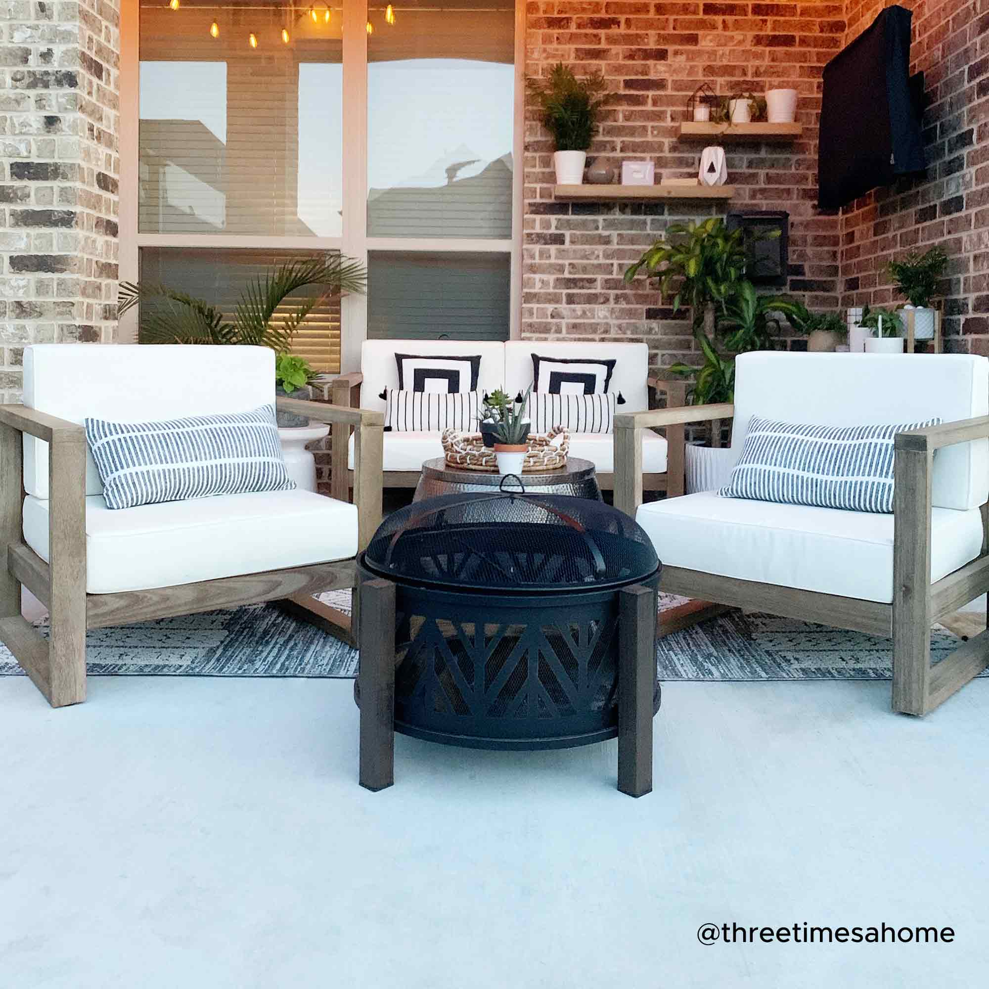 SUNJOY 31 Inch Black Wood Burning Steel Fire Pit with Spark Screen.