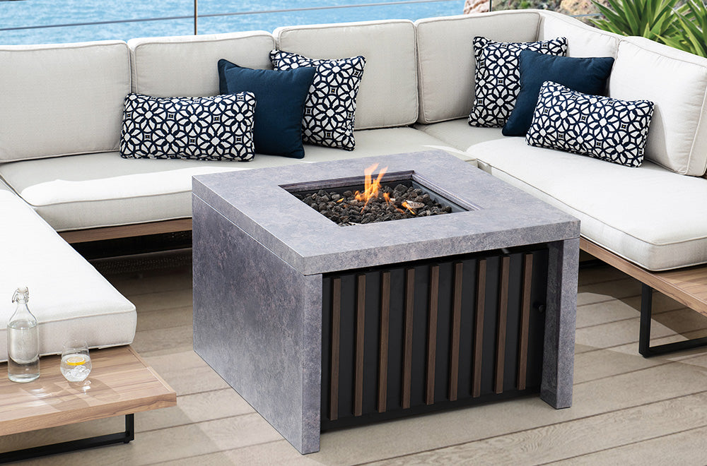 SUNJOY 38 Inch Outdoor Propane Gas Fire Pit Table with Lava Rocks
