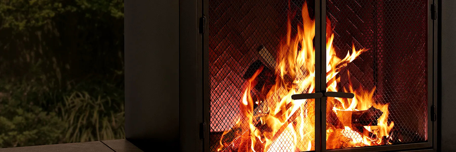 SUNJOY 58 Inch Modern Outdoor Fireplace with Chimney & Log Holders