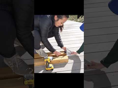 Sunjoy DIY Pergola Installation