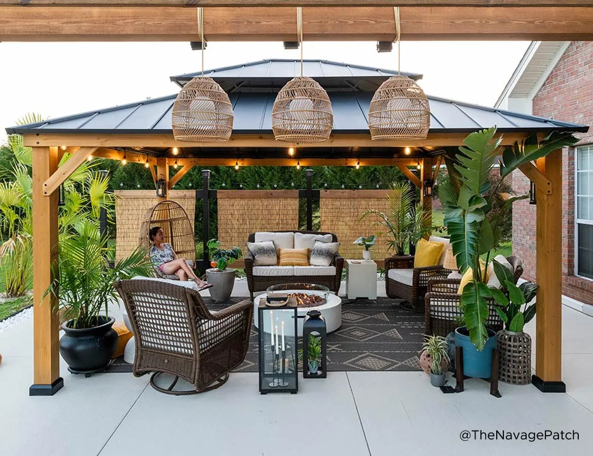 From Wood to Firelight: Creating Cozy Outdoor Spaces Through Texture