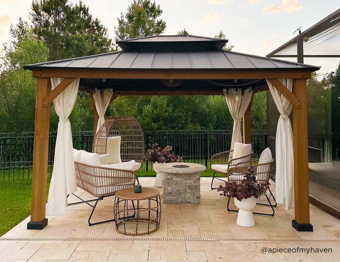 Can I Put a Gazebo in My Front Yard? 