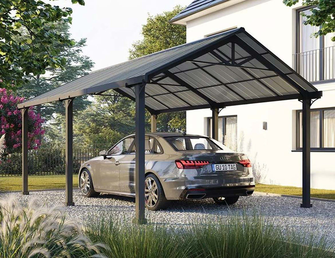 What Is the Difference Between a Garage and a Carport?