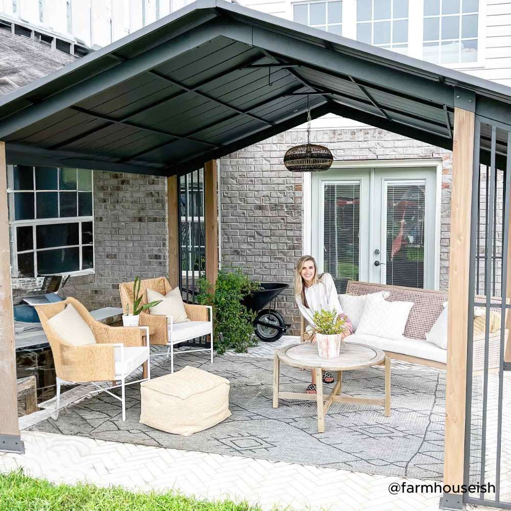 SUNJOY 11x13 Slanted Roof Cedar Gazebo with Ceiling Hook.