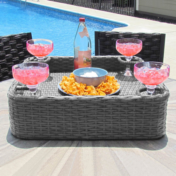 Sunjoy 24x24'' Wicker Floating Pool Tray Aluminum Frame Pool Accessory Tray for Drinks, Snacks, and Essentials.